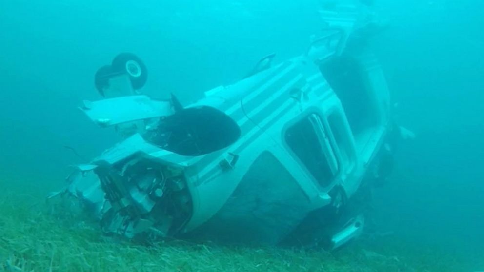 Wreckage of AW139 N32CC off Big Grand Cay, Bahamas (Credit: Police/AAID via NTSB)